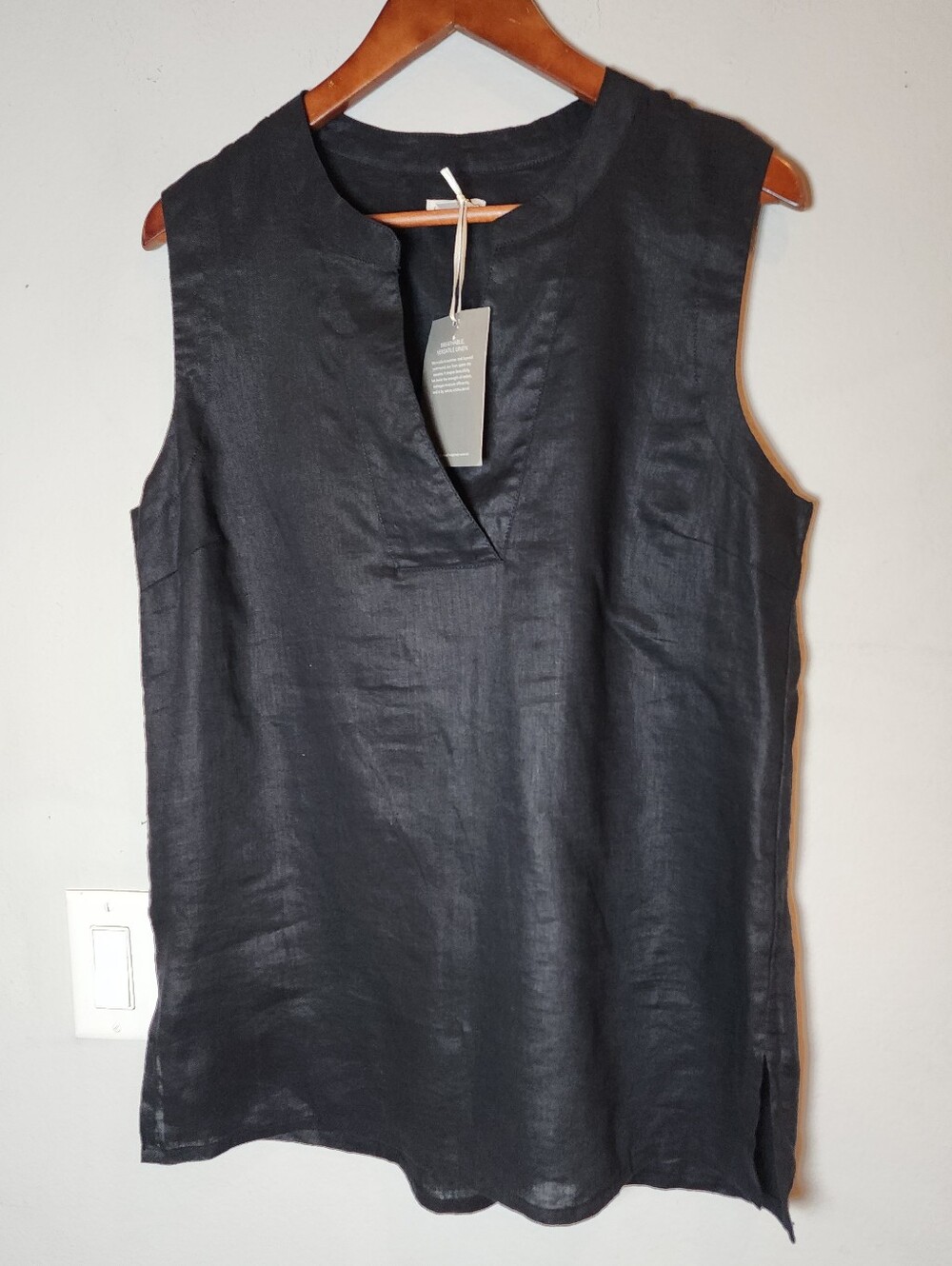 100% Linen NWT Garnet Hill Black Sleeveless Top Shirt Lightweight Women's 12 - Picture 1 of 15